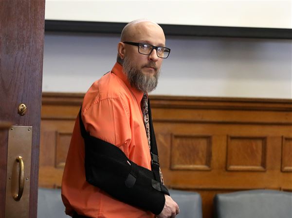 Jury begins deliberations in bar fight trial