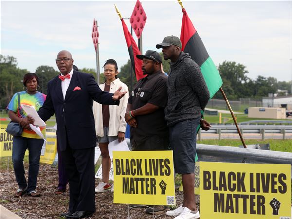 Local activist group supports prison inmates during hunger strike