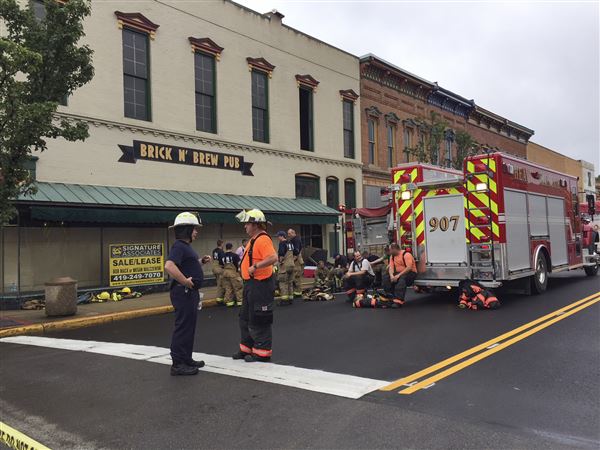 Early morning fire guts downtown Napoleon restaurant