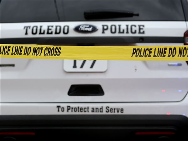Person shot reported in South Toledo