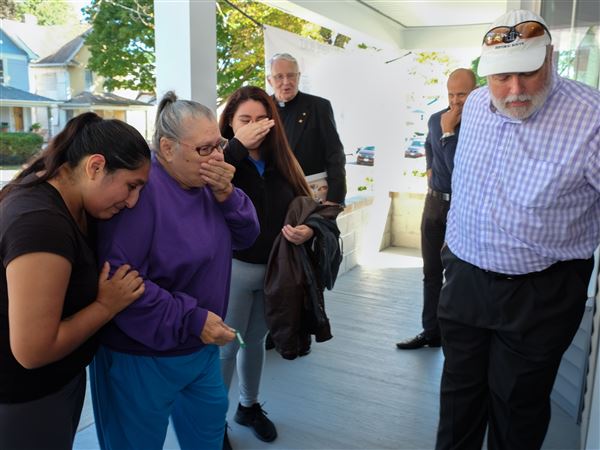 Community groups provide renovated home to Toledo family in need