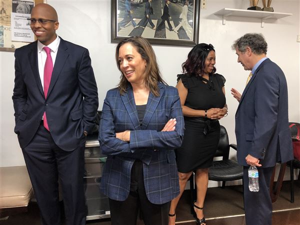 California Sen. Kamala Harris meets with voters in Cleveland