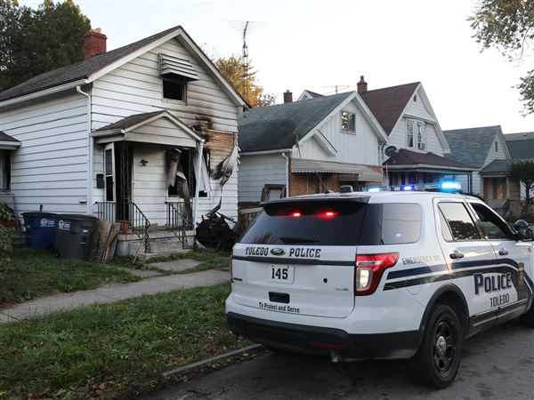 Woman found dead in North Toledo fire