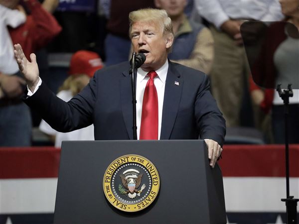 Trump to rally in Cleveland; police investigate bomb threat