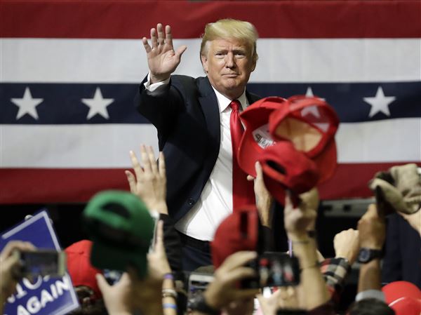 Trump to rally in Cleveland; police give all-clear after bomb threat