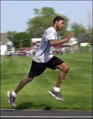 Scott's Anthony Glover, who ran for Woodward last spring, is the favorite to win the 400 and 800 in the City League meet.