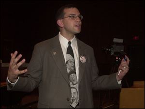 Kapszukiewicz: He was tied to the Kest 'Stooges' remark.