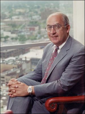 Rosen: `I want to remove myself from the controversy' over administrative changes.
