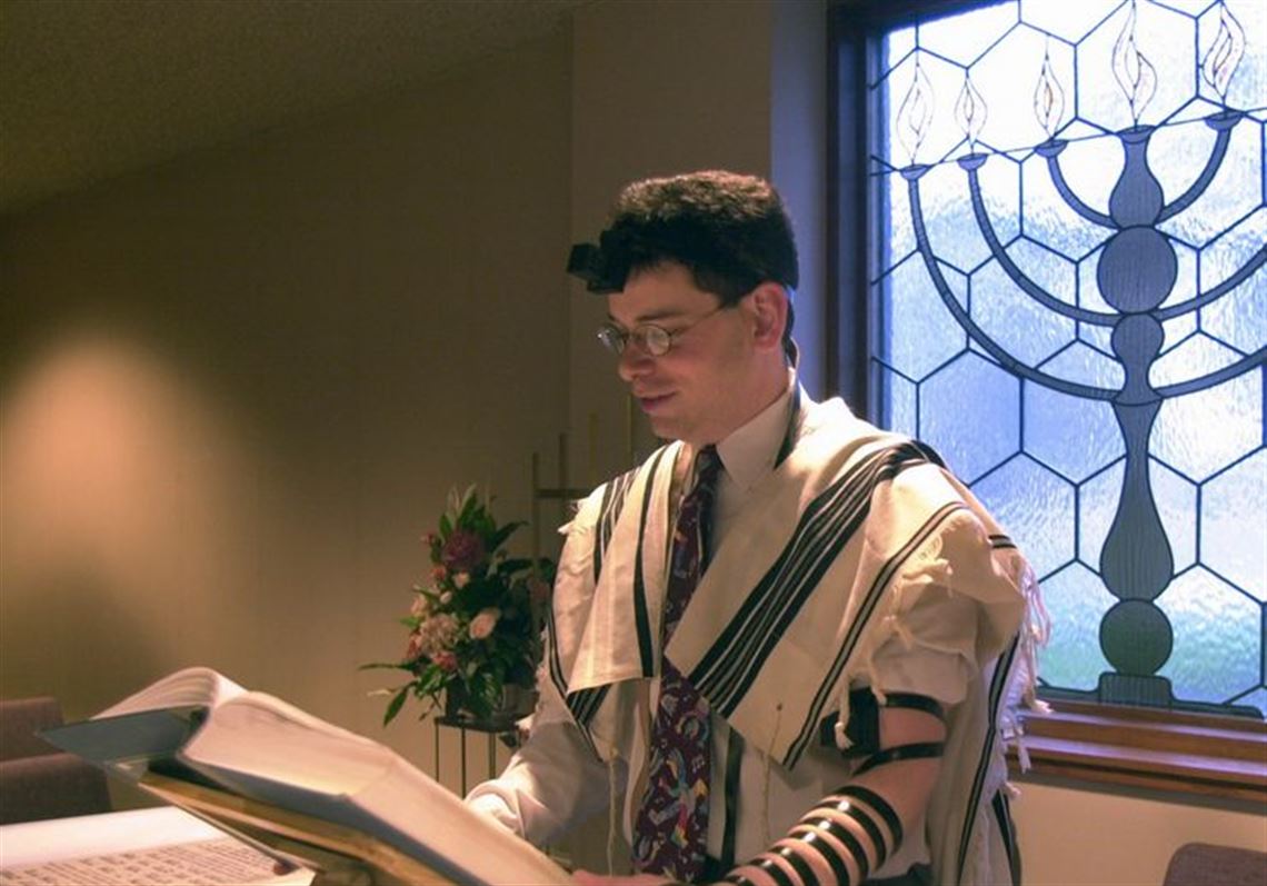 Synagogue to host program on tefillin