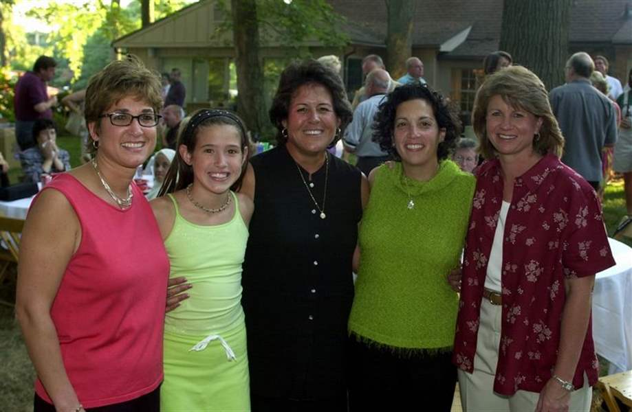 Partying-on-par-at-LPGA-tournament-3