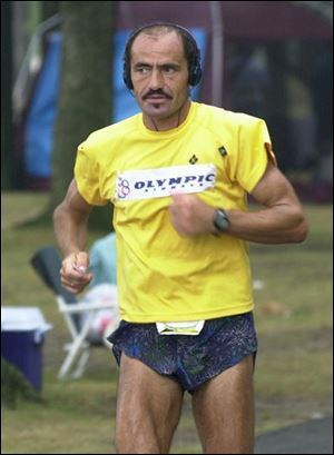 World-record holder Yiannis Kouros of Greece completed 172.378 miles, breaking his North American outdoor course record by almost five miles.