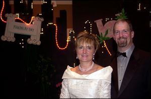 CHAIRWOMAN: Kathi Glascock and her husband, Dennis, greet guests.