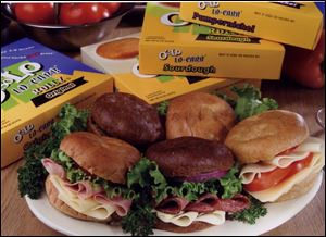 O'So Lo Lo-Carb Sandwich Rollz.
