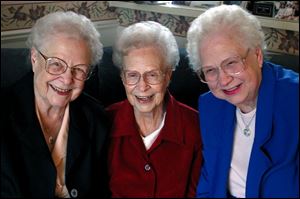 Dorpha Bok, Delpha Hoffman, and Donelda McWilliams of Defiance.