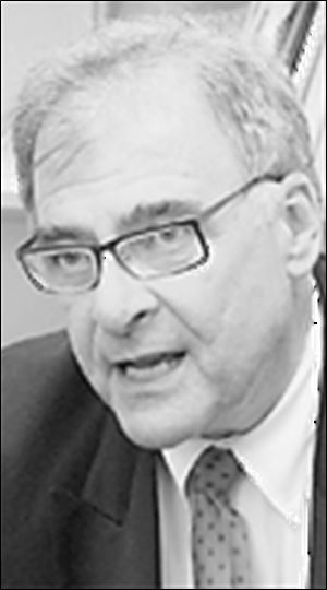 Dr. Stephen Goldman is director of the Environmental and Plant Science Research Centers at the University of Toledo.