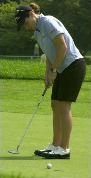 Defending champion Rachel Teske had six birdies - all on putts of less than 10 feet.