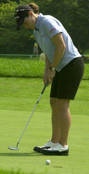 Long-putts-spur-Diaz-in-Farr-3
