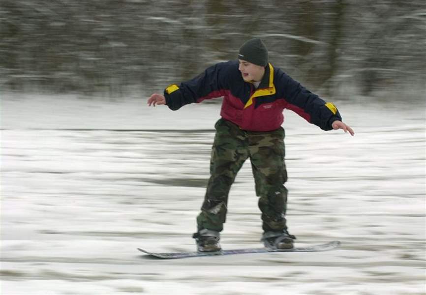 Bitter-cold-snow-arrive-shoveler-dies
