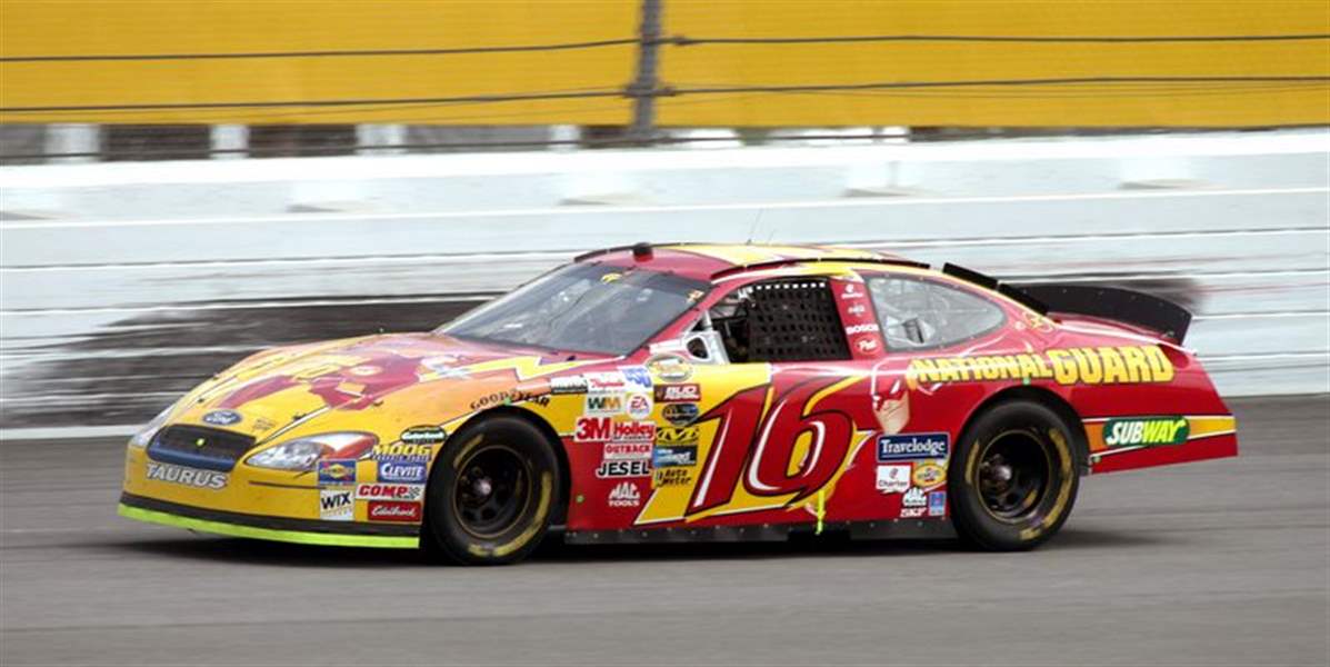 Biffle-keeps-his-Guard-up-2