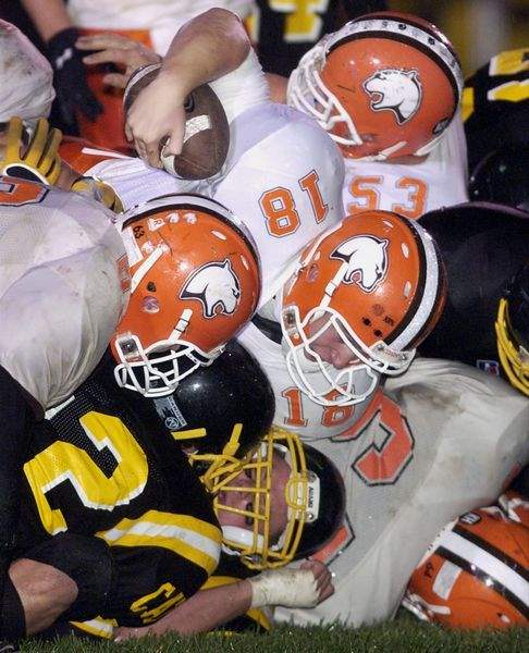 Southview-prevails-Fumbles-spark-the-Cougars-lt-font-color-quot-FF3300-quot-gt-lt-b-gt-BSCN-video-lt-b-gt-lt-font-gt