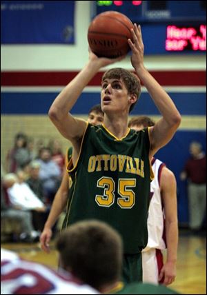 Jason Wehri, 16, a sophomore on the Ottoville High School team, undergoes chemotherapy treatment between games.