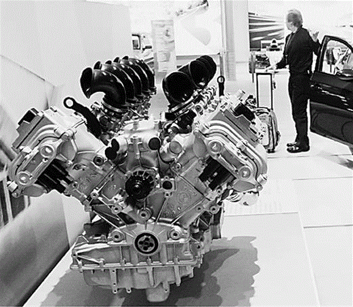 Automakers-take-cues-in-body-styles-engine-power-from-vehicles-of-past