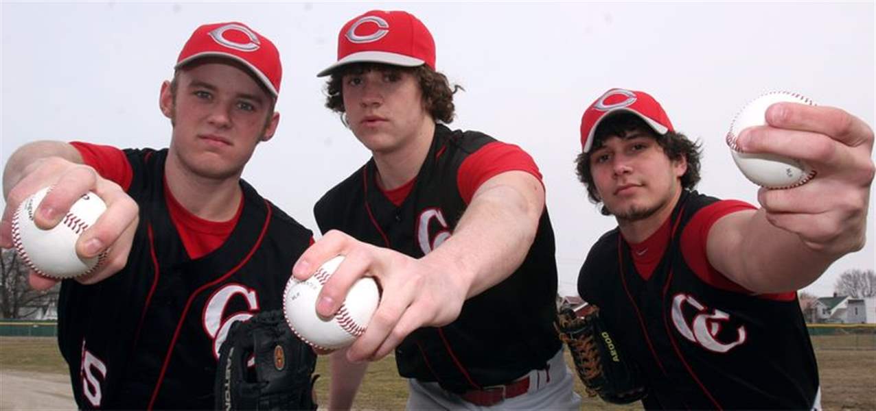 Sidelines-Armed-and-ready