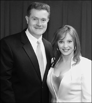 Steven Mickus joins performer Sheena Easton at a concert honoring Mercy Health Partners  award-winning hospitals.

