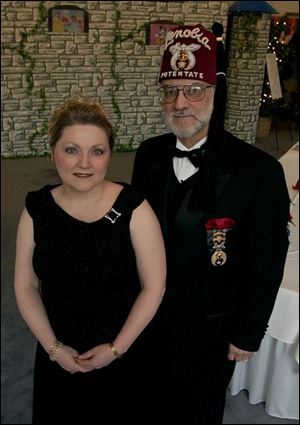 Potentate Bryan Waggoner with his wife, Sandy.

