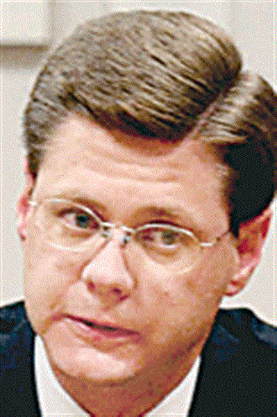 Taft-says-he-assumed-aide-acted-ethically-Governor-knew-about-trip-to-Noe-s-vacation-home-2