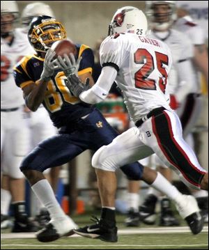 Steve Odom is not only Toledo s top returning pass-catcher, but he is a leader of the receiving corps off the field.
