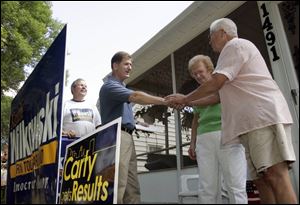 Keith Wilkowski thanks voters.