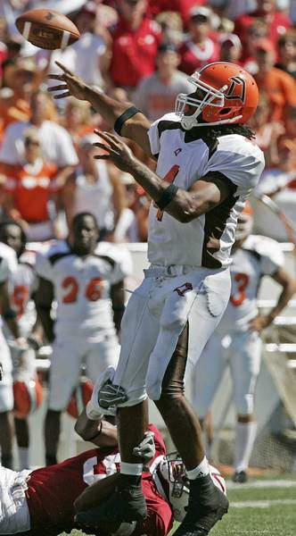 Outnumbered-Badgers-rushing-betters-BGSU-s-passing-2