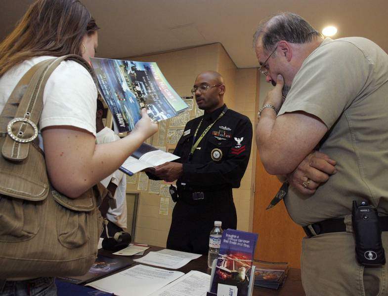 Recruiters-a-growing-presence-in-schools