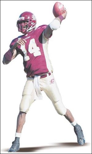 Kent Smith has completed 60 percent of his passes for 1,441 yards and six TDs for Central Michigan, which is
3-1 in the MAC.