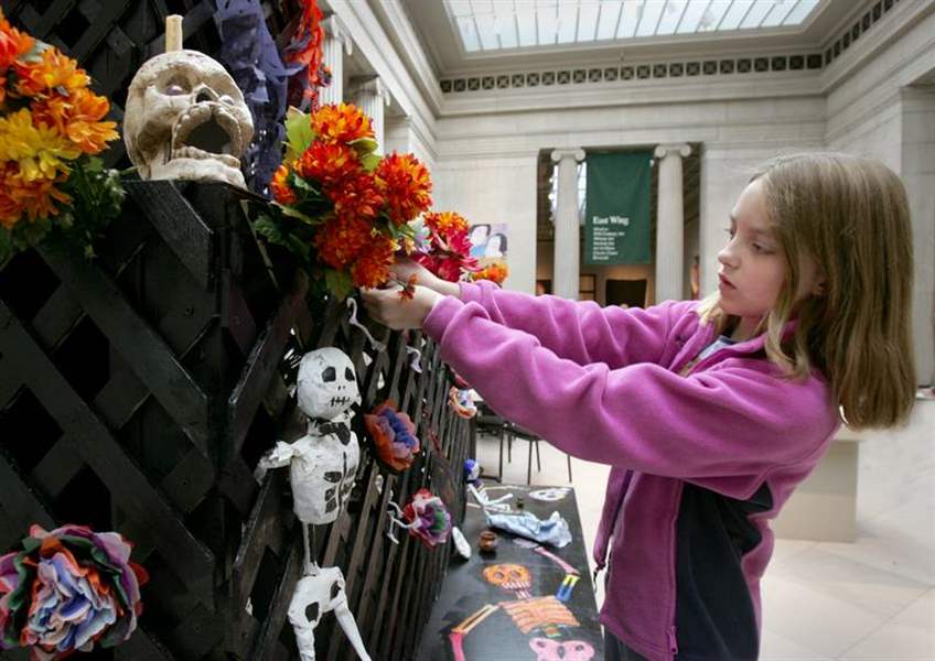 Day-of-Dead-celebration-pays-homage-to-departed-loved-ones