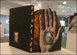 Terry Braunstein s Speak Hands is one of the works on display
at Owens Community College s Terhune Gallery.
