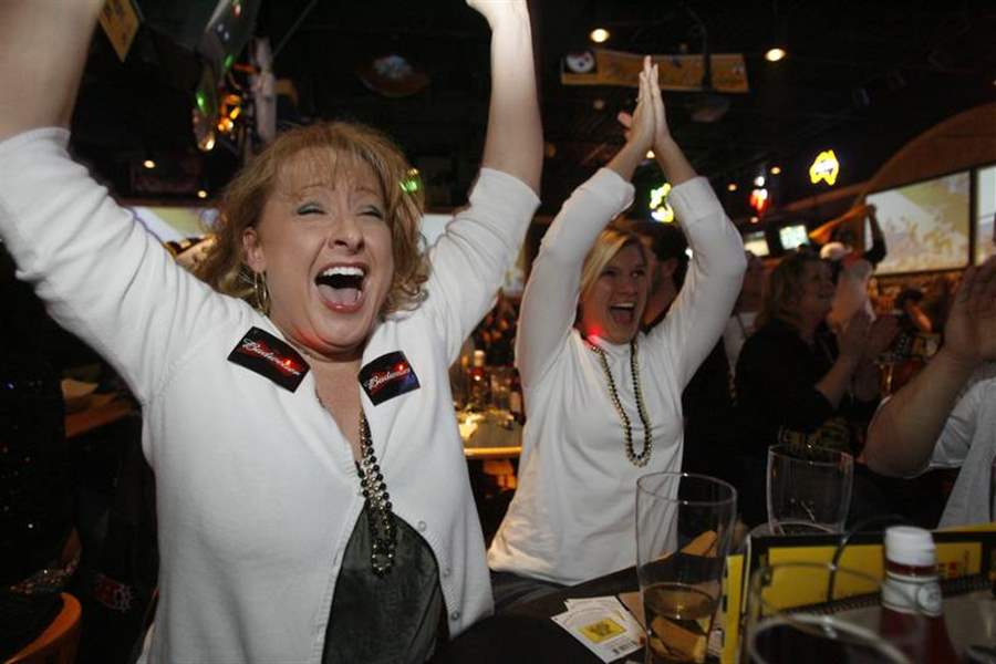 Roethlis-burg-likes-the-result-Findlay-crowd-goes-wild-over-triumph-for-hometown-star
