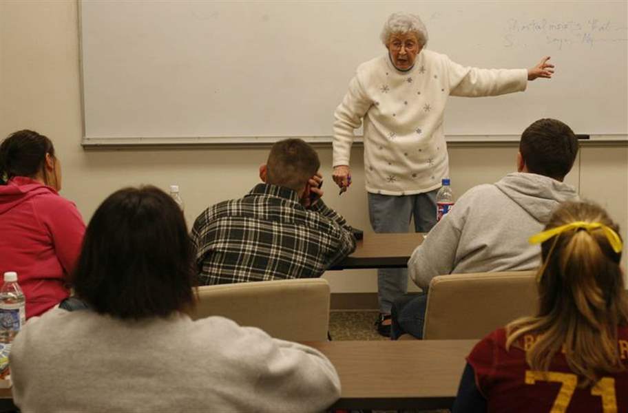 Teacher-never-sour-period-89-year-old-red-inks-grammar-scofflaws