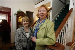 Joanie Barrett, left, and Zana Sandys at the Toledo Symphony Crescendo brunch.
