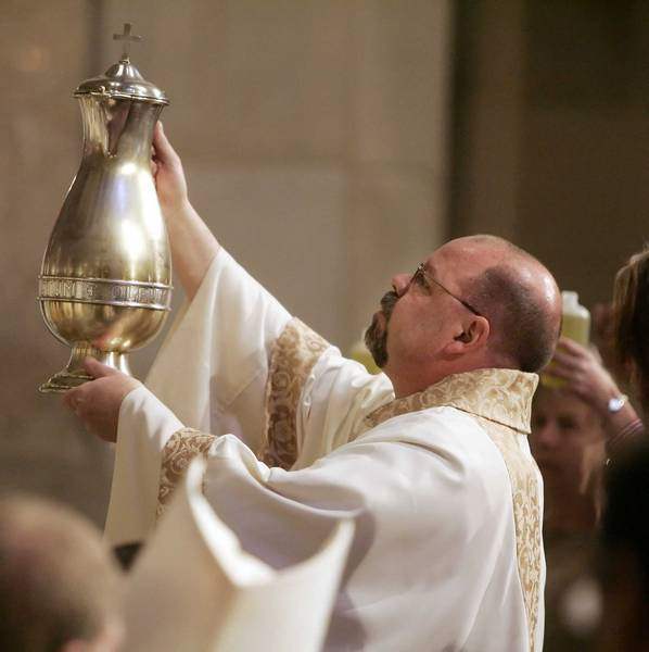 Sacramental-oil-blessed-2
