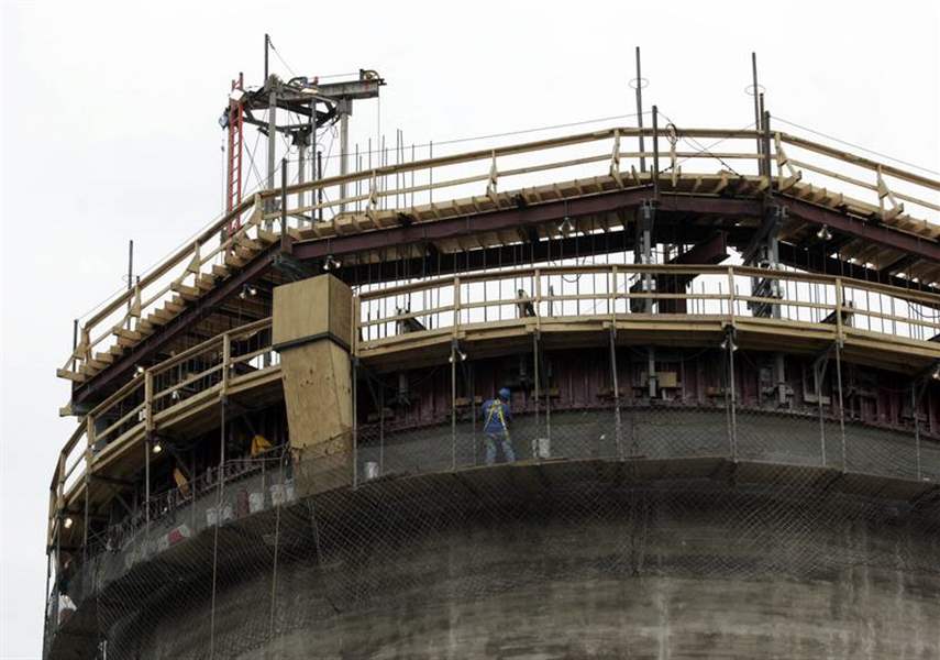 Monroe-coal-plant-s-new-stack-takes-shape-along-lake-2