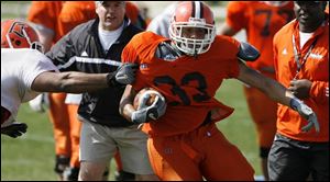 BGSU's Chris Bullock ran for 99 yards vs. Kent, caught 3 passes for 24 more.