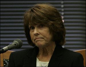 Priscilla Livingstone, a former office manager at Vintage Coins and Collectibles, testified that she received a Christmas bonus of $10,000 in 2004. She was one of several former coin shop employees testifying this week.