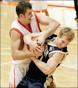 Bowling Green's Matt Lefeld averaged 7 points last season as he not only battled the opposition, but an extremely sore foot also. 