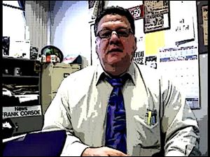 <b>Experience Sports Editor Frank Corsoe's rant</b>
 Experience <a href=http://www.toledoblade.com/assets/wmv/TO10203117.WMV><b>Week 7</b></a> (a fresh rant).
