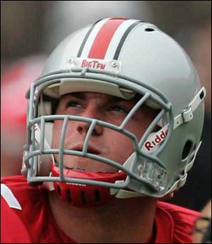 <b> ALSO </b> 
  <a href=http://www.toledoblade.com/apps/pbcs.dll/article?AID=/20061114/SPORTS16/611140397>Father-son event now <b>Tressel's job</b></a>