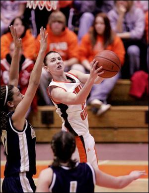 Kate Achter takes it inside for BGSU. 