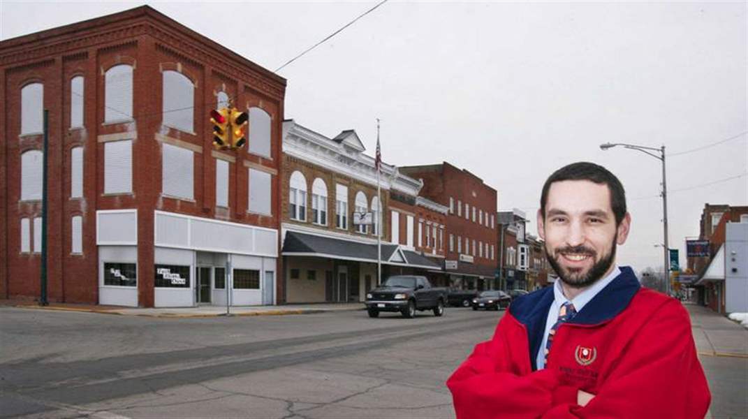 Some-want-nonpartisan-village-voting-2