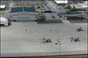 The Ohio Air National Guard s 180th Fighter Wing is stationed at Toledo Express Airport.

